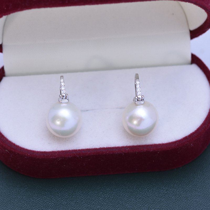 Minimalist Classic 11–12mm Freshwater Pearl Edison Stud Earrings
