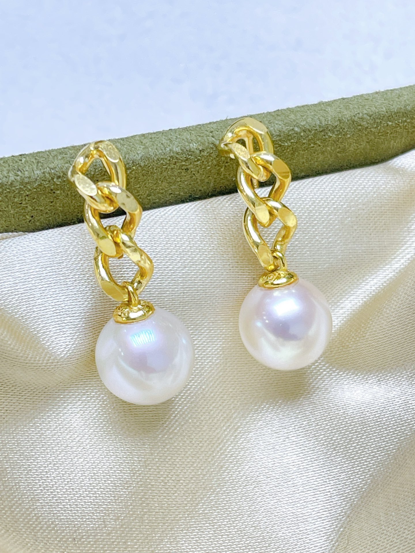 Freshwater Pearl Earrings E280 - image 2 Freshwater Pearl Earrings E280 - image 2