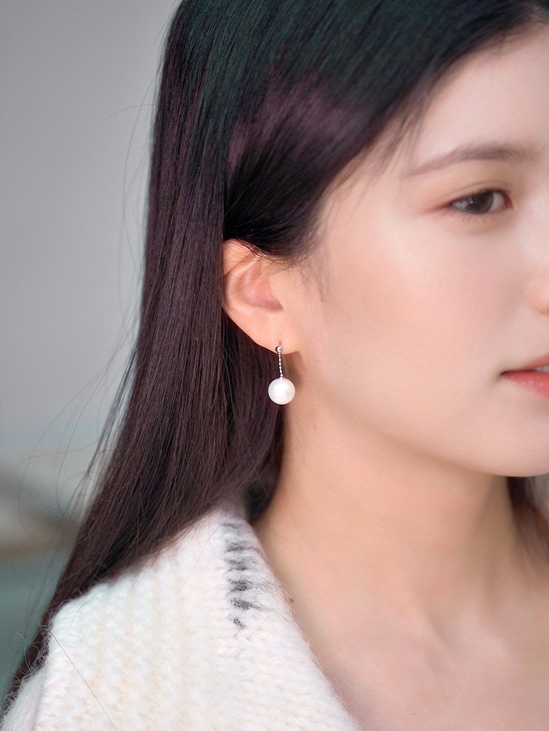 10-11mm Freshwater Pearl Stud Earrings - image 7