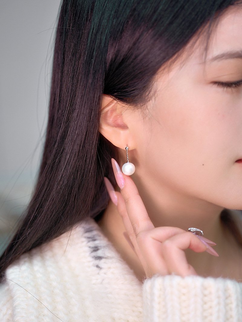 10-11mm Freshwater Pearl Stud Earrings - image 8